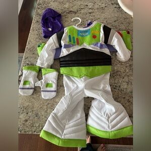 Buzz lightyear costume - size 6 to 12 months